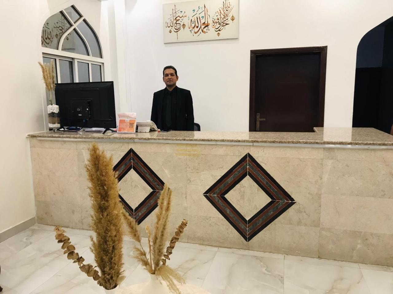 Taj Al Arab Hotell Al Buraimi Exteriör bild