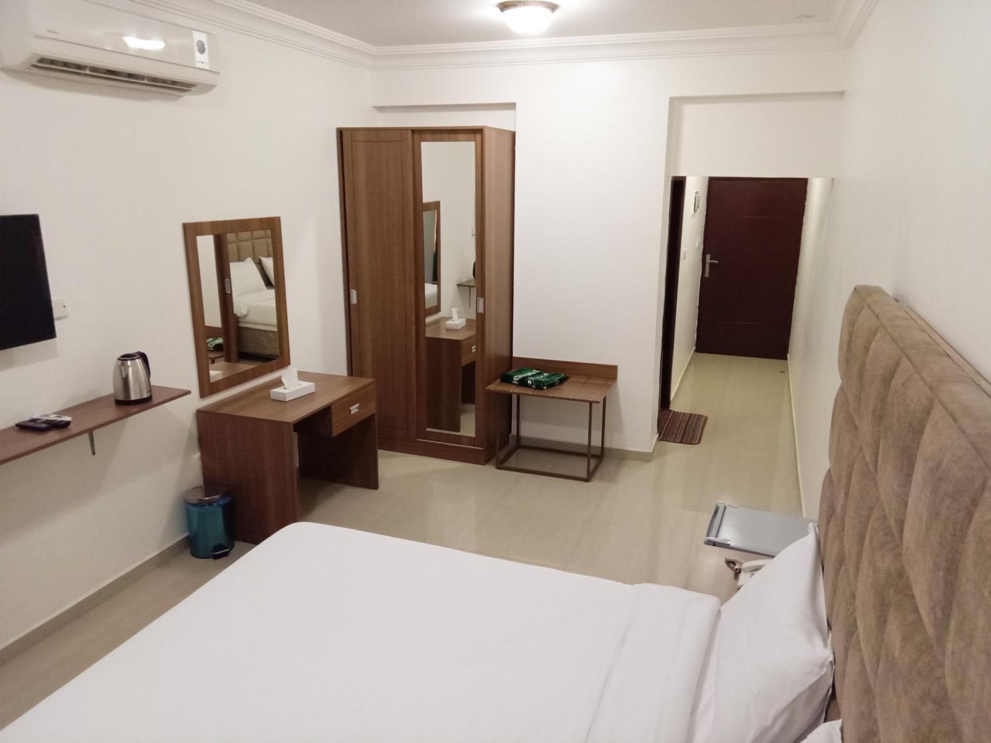 Taj Al Arab Hotell Al Buraimi Exteriör bild