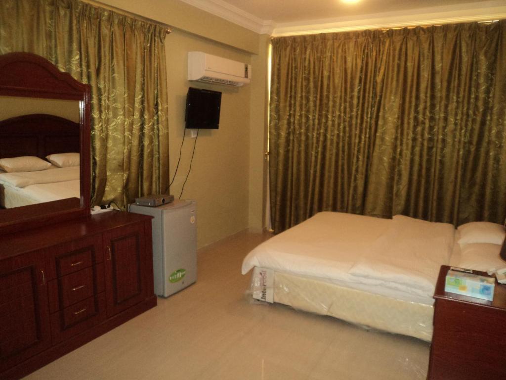 Taj Al Arab Hotell Al Buraimi Exteriör bild